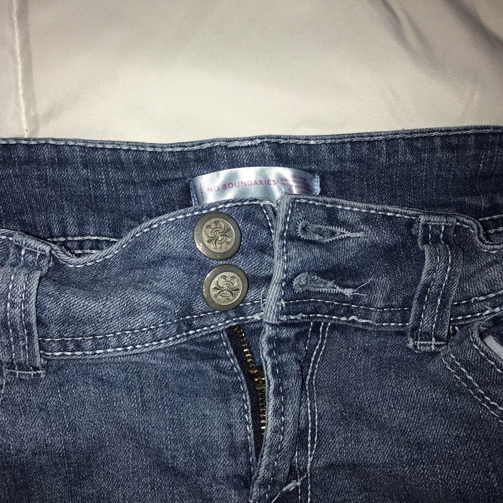 shorts - Picture 3 of 4